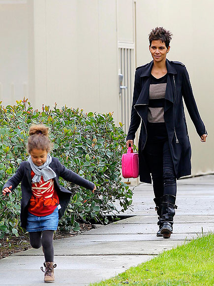 WALK THIS WAY photo | Halle Berry