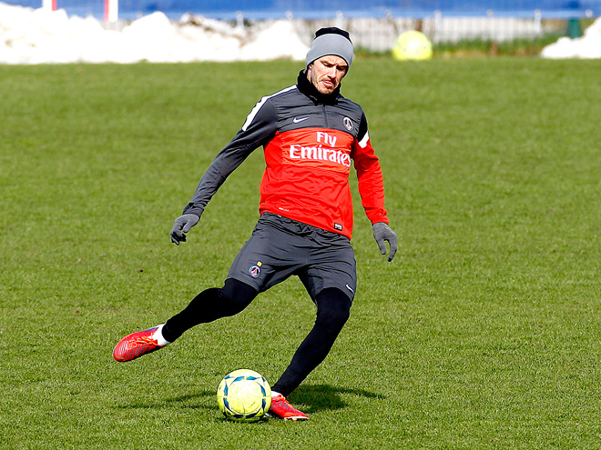 KICK OUT OF YOU photo | David Beckham