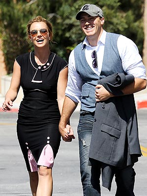 Star Tracks: Star Tracks: Monday, March 25, 2013 | Britney Spears