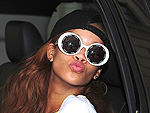 See Latest Rihanna Photos