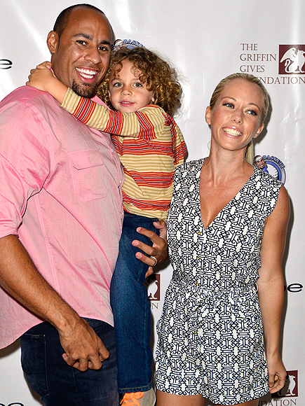 FAMILY PORTRAIT photo | Hank Baskett, Kendra Wilkinson