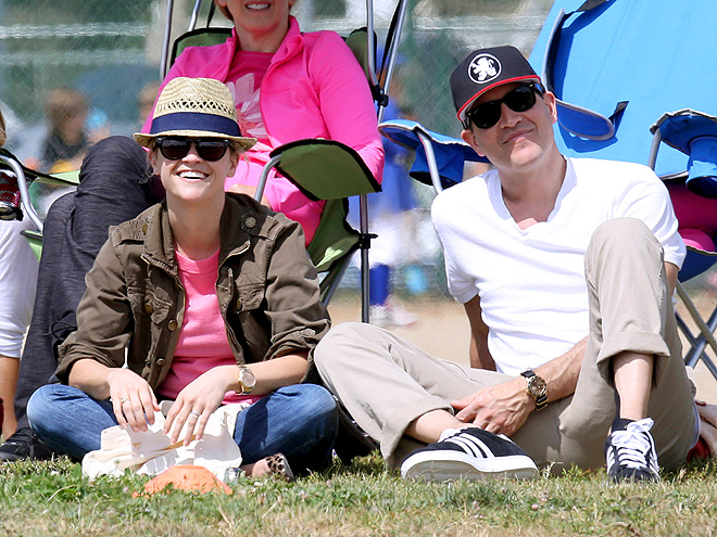 PARKING ALLOWED photo | Jim Toth, Reese Witherspoon