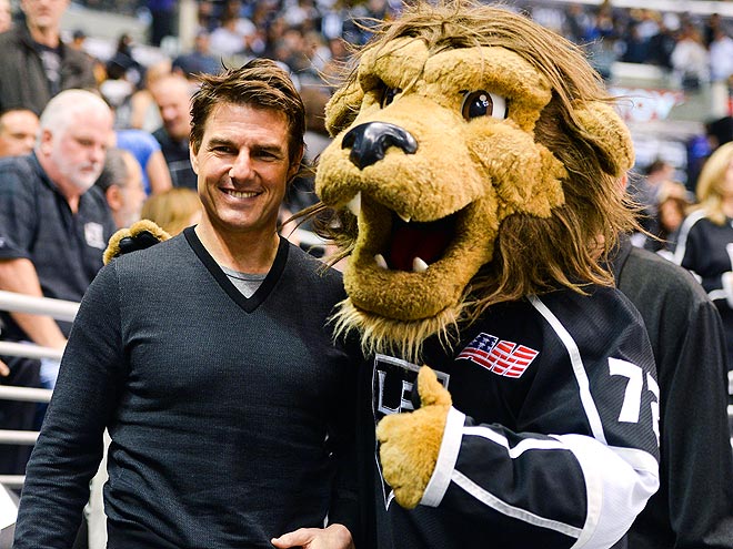 ROYAL TREATMENT photo | Tom Cruise