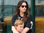 Liv & Milo Hug It Out | Liv Tyler
