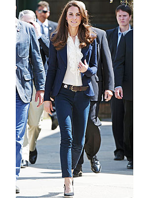 kate middleton 1 300x400 Uh Oh: Is Kate Starting Denim Drama?