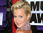 Why Kellie Pickler's CMT Dress Almost Didn't See the Light of Day | Kellie Pickler
