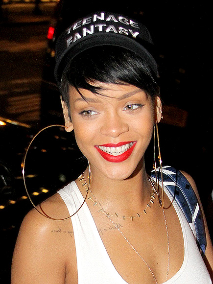 INSANELY OVERSIZE HOOPS photo | Rihanna
