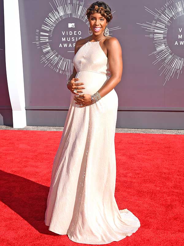 Kelly Rowland Pregnant MTV VMAs