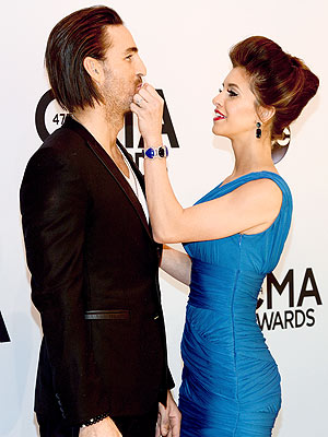 Happy Anniversary Jake & Lacey Owen!| Couples, Country, Jake Owen