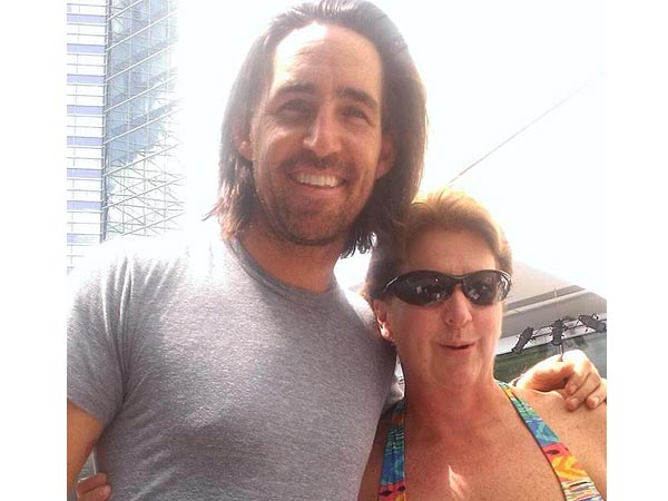 Jake Owen Crashes a Girls' Weekend – and Wins Over a Few New Fans!| Country, Jake Owen