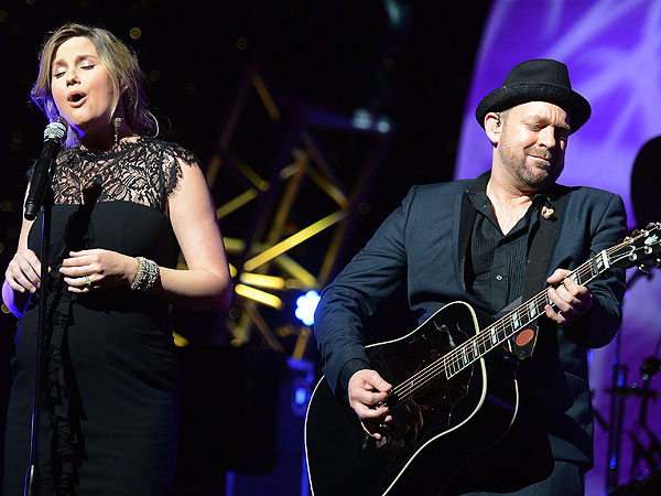 Sugarland's Kristian Bush on Why Being a Solo Artist Is Awesome| Sugarland, Country