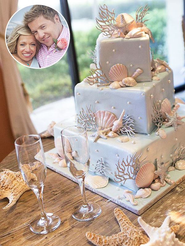 TLC's The Little Couple Vow Renwal Cake