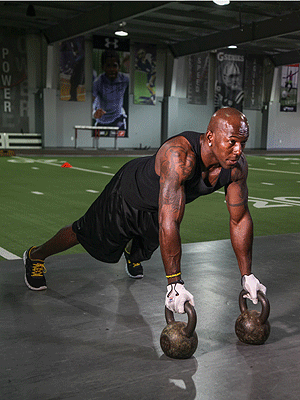 Donald Driver Shares 5 Workout Moves for Staying Sexy| Super Bowl, Super Bowl XLVIII, Health, Dancing With the Stars, Donald Driver