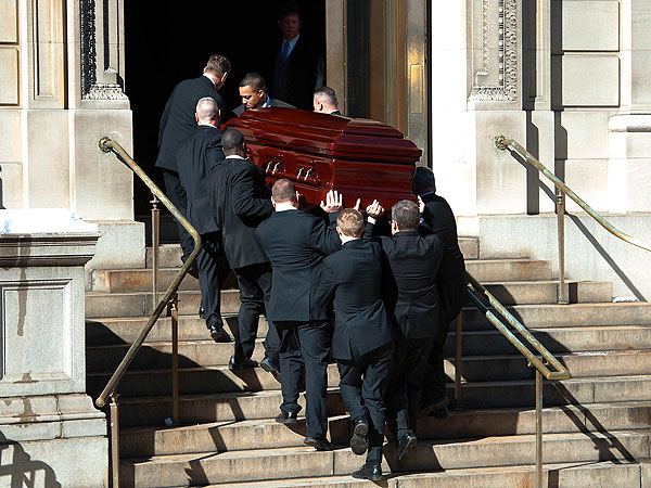 Philip Seymour Hoffman Mourned at Funeral in New York| Death, Tributes, Philip Seymour Hoffman