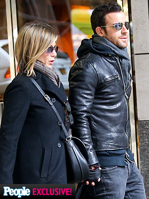 Jennifer Aniston: Justin Theroux Is a 'Killer' Cook| Jennifer Aniston, Justin Theroux