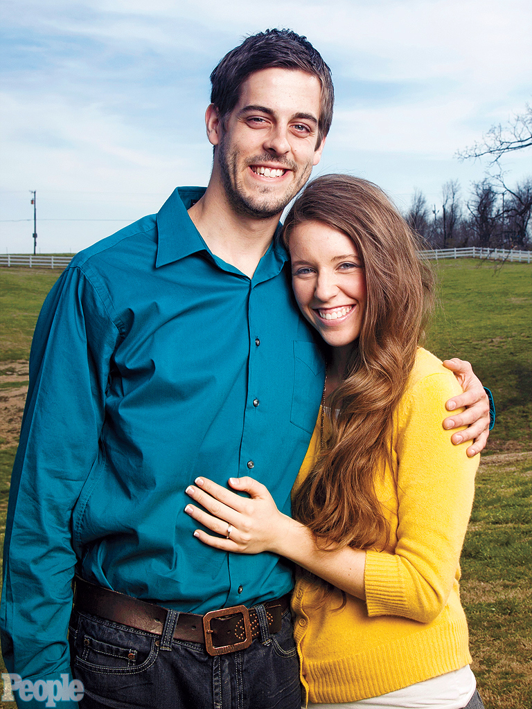 Jill Duggar Engaged To Derick Dillard Couples Engagements Jim Bob