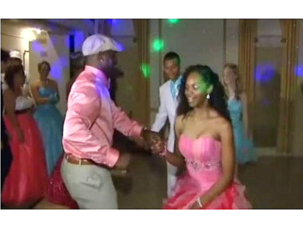 Seahawks' Christine Michael Takes Texas Girl with Autism to Prom| Football, Real People Stories