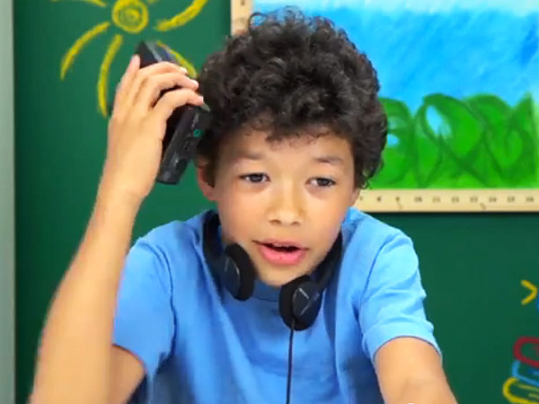 Watch: Teens React to Mean Girls as the Film Turns 10| Mean Girls, Lindsay Lohan