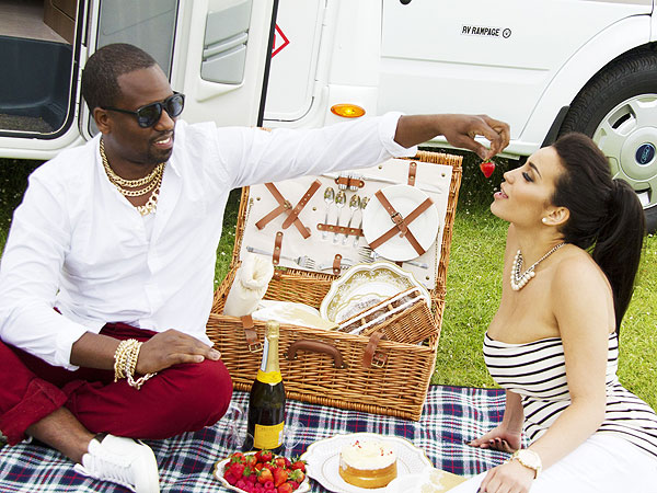 Kim Kardashian and Kanye West Go Camping in Spoof Honeymoon Photos| Wedding, Kanye West, Kim Kardashian