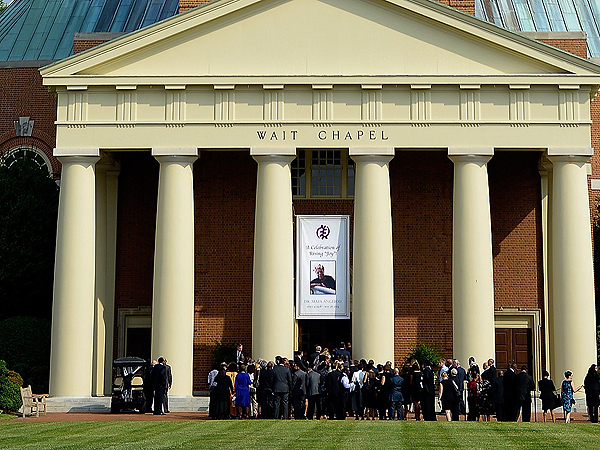 Maya Angelou Honored by Michelle Obama, Bill Clinton and More at Memorial Service| Death, Maya Angelou