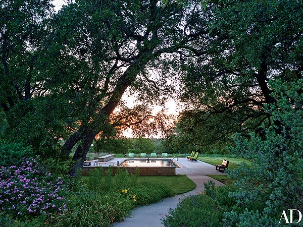 George and Laura Bush Offer Rare Peek Inside Crawford Ranch| George W. Bush, Laura Bush