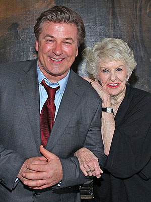 Elaine Stritch, Broadway Legend and TV Star, Dies| Death, Tributes, Alec Baldwin, Elaine Stritch, Stephen Sondheim