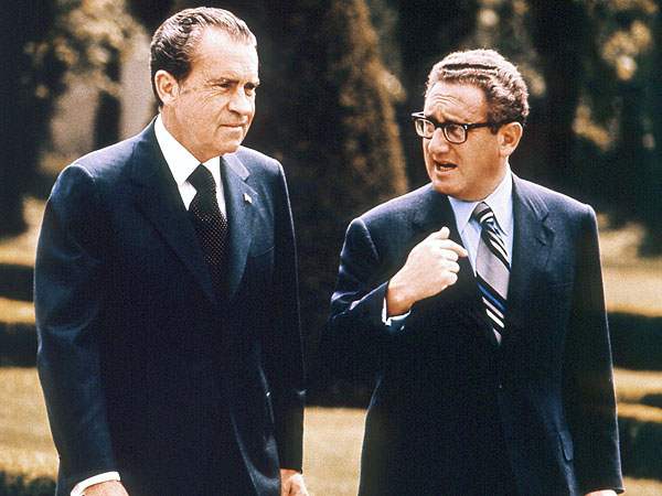 On the 40th Anniversary of Richard Nixon's Resignation, See Harry Shearer Re-Enact the Historic Moment| Historical, Politics and Current Events, Harry Shearer, Richard Nixon