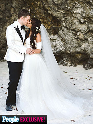 Joseph Morgan Marries Persia White in Jamaica – See the Exclusive Photos!| Wedding, Celebrity Weddings, Persia White