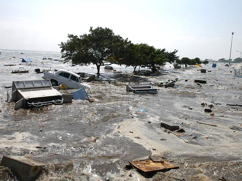 Indonesian Girl Reunites with Family 10 Years After Tsunami