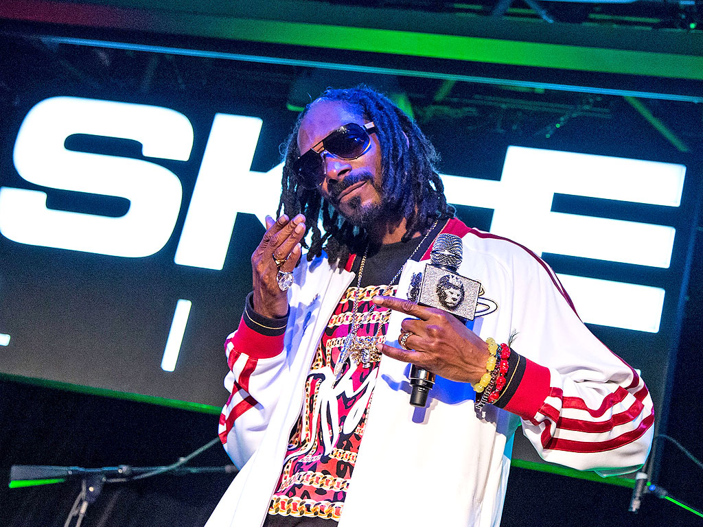 18 Legendary Artists with Fewer Grammys Than Lorde| Journey, Led Zeppelin, Nirvana, Pearl Jam, Queen, The Beach Boys, The Doors, The Who, Grammy Awards 2014, Britney Spears, Bob Marley, Diana Ross, Janis Joplin, Jimi Hendrix, Katy Perry, Lorde, Notorious B.I.G., Snoop Dogg, Tupac Shakur