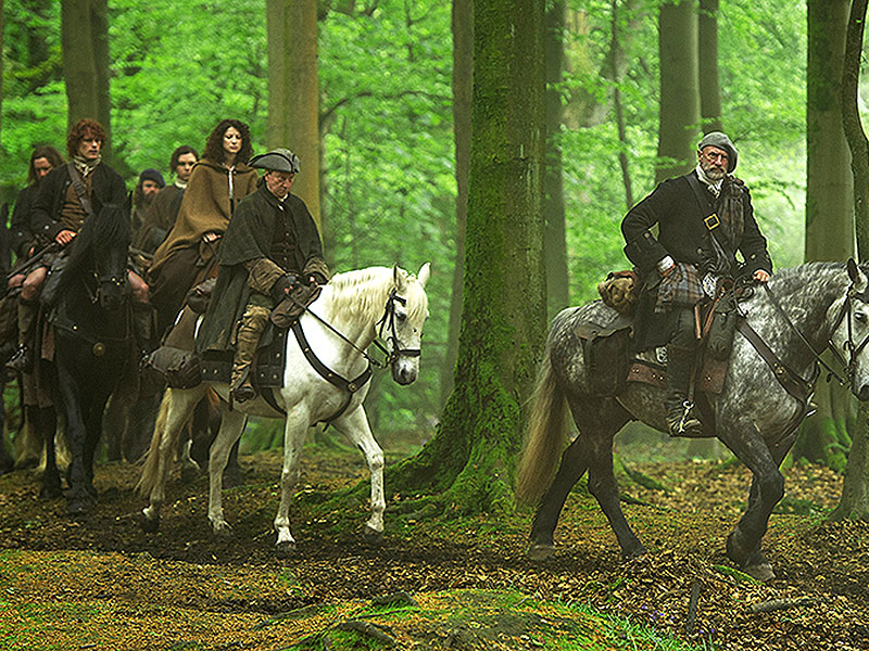 Outlander Mid-Season Finale Recap: Not So Happily Ever After| Outlander
