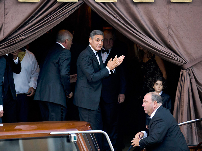 George Clooney and Guests Board Boats at Sunset and Head to Wedding Ceremony| Couples, Marriage, Wedding, Amal Alamuddin, Cindy Crawford, George Clooney, Matt Damon