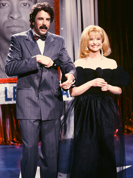 Kevin Nealon Remembers Jan Hooks and the 'Crazy Stratosphere' of Her Talent| Death, Tributes, Saturday Night Live, Jan Hooks, Kevin Nealon