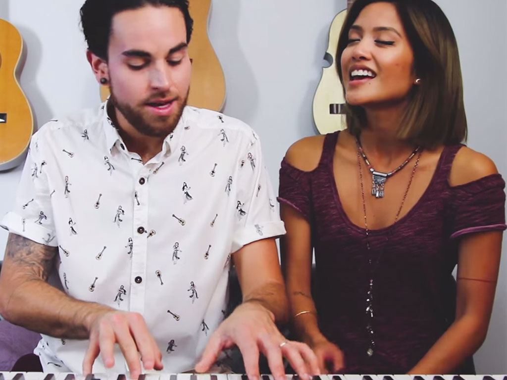 Us the Duo: Vine Stars Release Mashup Medley of the Year in Pop Music