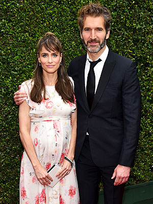 Amanda Peet Welcomes Son