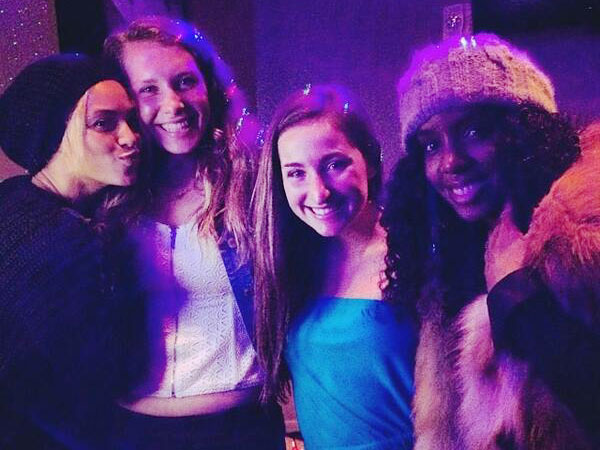 So That Happened: Beyonce and Kelly Rowland Crash Lucky Fans' Karaoke Party