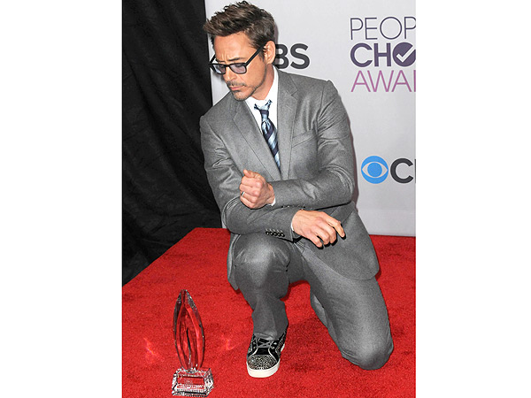 8 Reasons Why Robert Downey Jr. Is the Superhero of the People's Choice Awards| People's Choice Awards 2014, Iron Man 3, Robert Downey Jr.