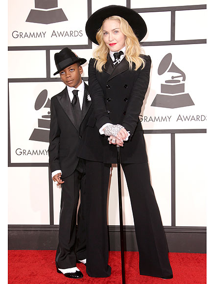 From Pharrell's Mountie to Madonna's Fedora: All the Best Hats from the 2014 Grammys| Grammy Awards 2014, Gavin DeGraw, LL Cool J, Madonna, Pharrell Williams, Sean Lennon, Willie Nelson, Yoko Ono