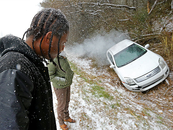 Ice Disaster: What It Looks Like When Winter Shuts Down Atlanta (Photos)| News Alerts
