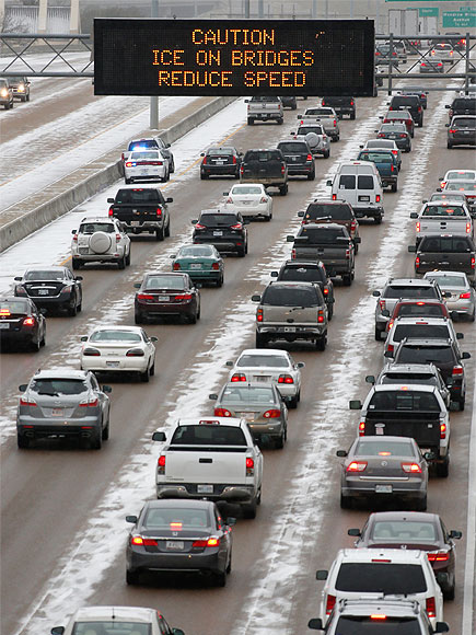 Ice Disaster: What It Looks Like When Winter Shuts Down Atlanta (Photos)| News Alerts