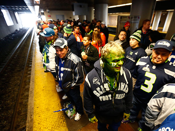 Behind the Scenes at the Super Bowl, a Traffic Jam for the Ages| Super Bowl XLVIII, Around the Web, Super Bowl