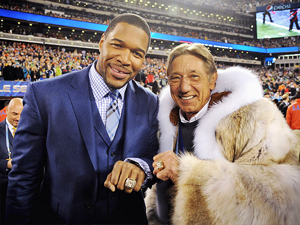 8 Things That Look Like Joe Namath's Super Bowl Coat| Super Bowl, Super Bowl XLVIII, Macklemore, Joe Namath, Miley Cyrus, Super Bowl
