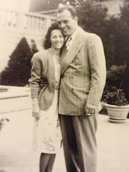 Together Forever: Childhood Sweethearts Married 67 Years Die 32 Hours Apart| Real People Stories