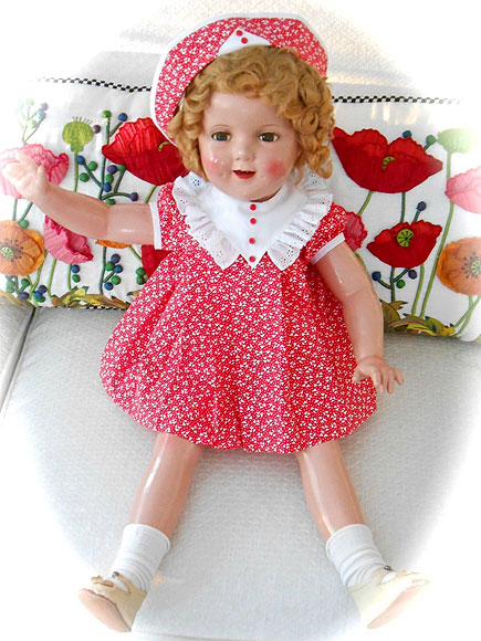 Remembering Shirley Temple Through 10 Vintage Collectibles| Death, Shirley Temple