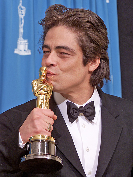 PEOPLE's Semi-Official Guide to Kissing Your Award on Oscar Night| Oscars 2014, Angelina Jolie, Anne Hathaway, Audrey Hepburn, Benicio Del Toro, Bob Hope, Jamie Foxx, Javier Bardem, Jean Dujardin, Lionel Richie, Penelope Cruz