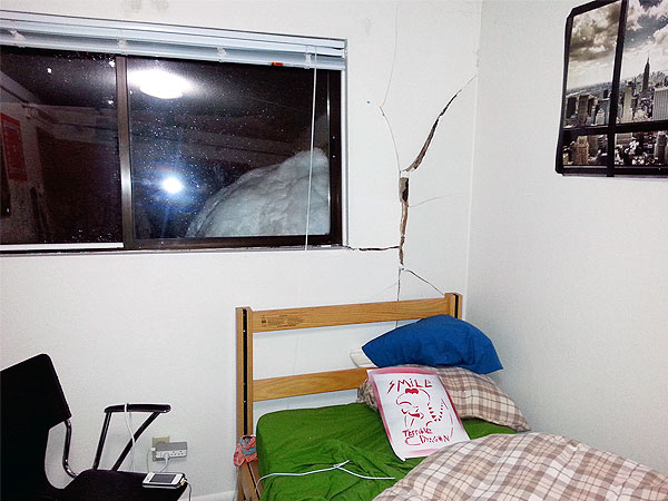 This Is What It Looks Like When an 800-Lb. Snowball Slams into a College Dorm| Around the Web, Real People Stories