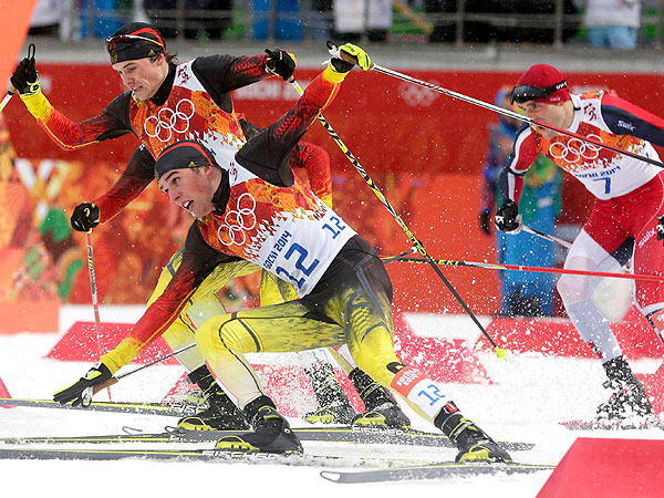 Photos: 17 of the Gnarliest Wipeouts at the 2014 Winter Olympics| Winter Olympics 2014, Shaun White