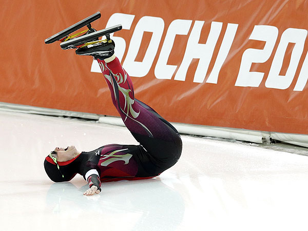 Photos: 17 of the Gnarliest Wipeouts at the 2014 Winter Olympics| Winter Olympics 2014, Shaun White