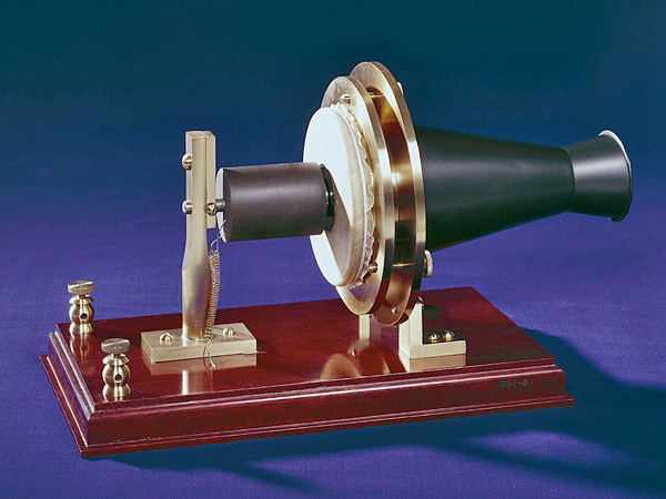 'Normal' Called, but No One Answered: See the 17 Most Intriguing Phones Throughout History| Science and Technology