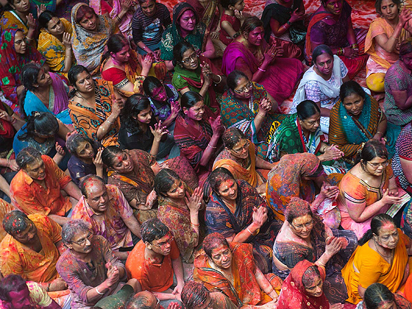 Celebrate Spring with 11 Colorful Photos from India's Holi Festival| Around the Web, Real People Stories